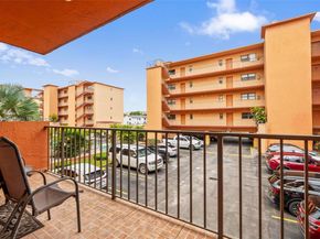 1800 W 54th St 109, Hialeah FL 33012