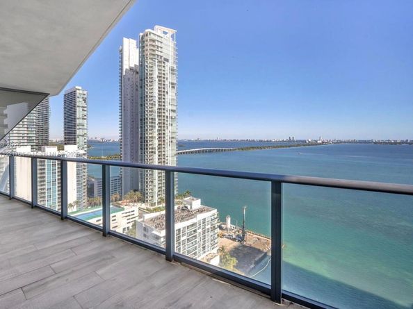 460 NE 28th St 2307, Miami FL 33137