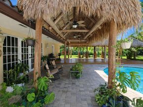 15144 SW 72nd Ct, Palmetto Bay FL 33158