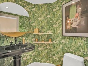 2000 Island Blvd 2207, Aventura FL 33160