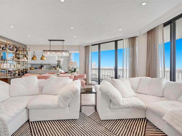 2000 Island Blvd 2207, Aventura FL 33160