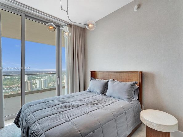 18975 Collins Ave 5205, Sunny Isles Beach FL 33160