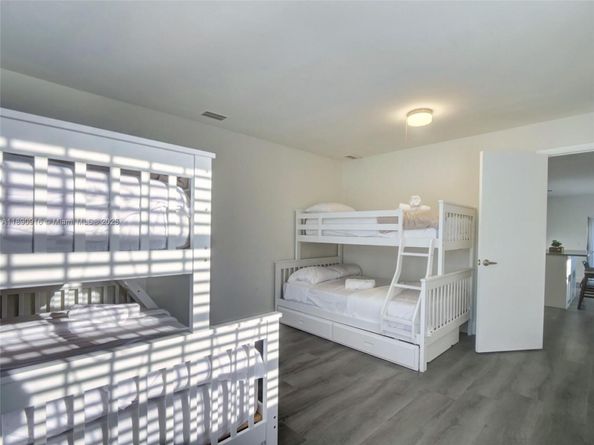 1141 NW 75th St, Miami FL 33150
