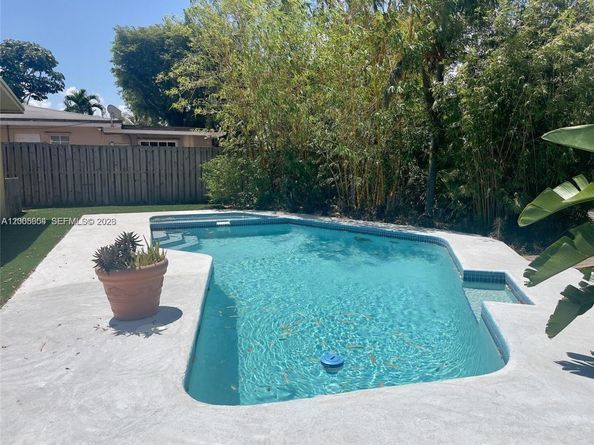 4401 NE 15th Ter, Oakland Park FL 33334