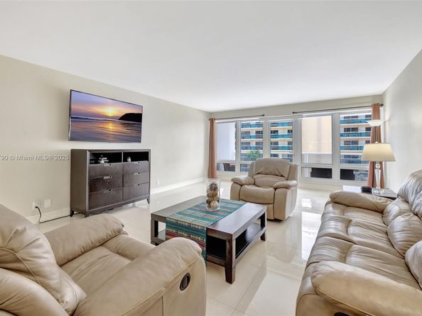 4100 Galt Ocean Dr 307, Fort Lauderdale FL 33308