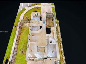 2075 SE 15th St, Homestead FL 33035