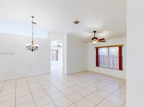 2075 SE 15th St, Homestead FL 33035