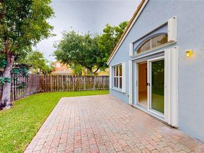2075 SE 15th St, Homestead FL 33035