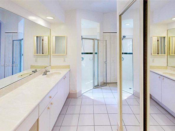 2075 SE 15th St, Homestead FL 33035