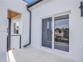 3433 SW 16th Ter, Miami FL 33145