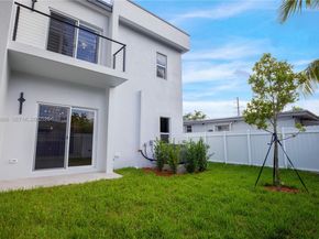 3433 SW 16th Ter, Miami FL 33145