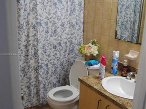 950 SW 13th Ct, Miami FL 33135