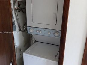 1165 98th St 403, Bay Harbor Islands FL 33154