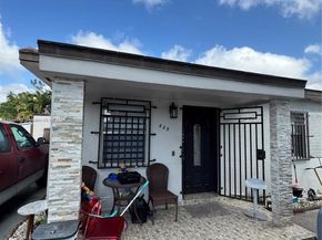 825 E 9th Ln, Hialeah FL 33010