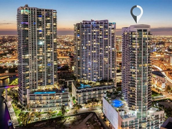 350 S Miami Ave 2714, Miami FL 33130