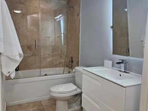 350 S Miami Ave 2714, Miami FL 33130