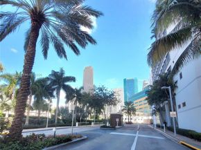 350 S Miami Ave 2714, Miami FL 33130