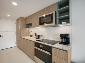 159 NE 6th St 2607, Miami FL 33132