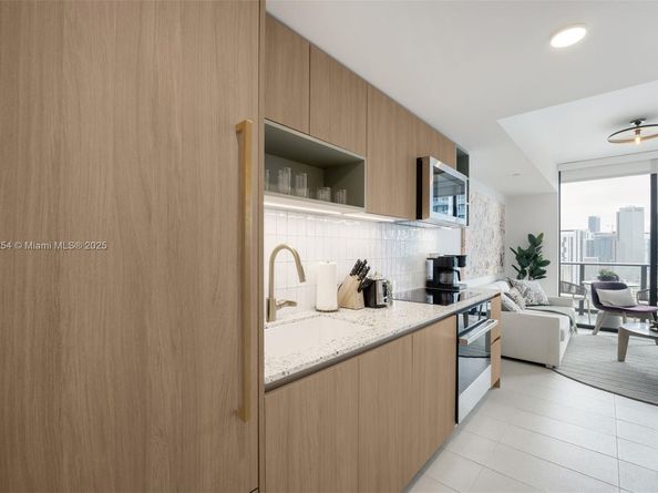 159 NE 6th St 2607, Miami FL 33132