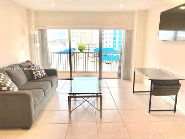1965 S Ocean Dr 5B, Hallandale Beach FL 33009