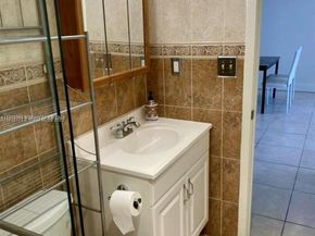 1965 S Ocean Dr 5B, Hallandale Beach FL 33009