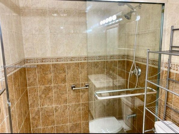1965 S Ocean Dr 5B, Hallandale Beach FL 33009