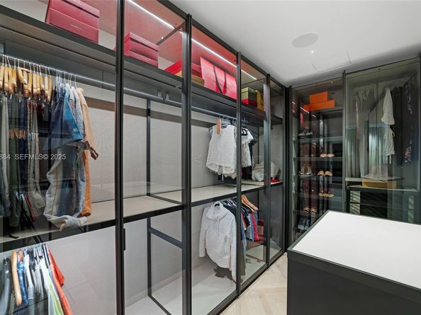 5775 Collins Ave 1501, Miami Beach FL 33140