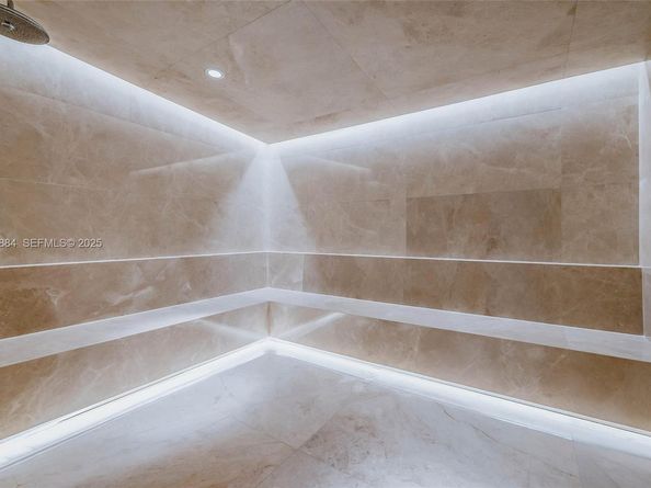 5775 Collins Ave 1501, Miami Beach FL 33140