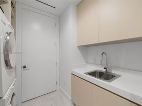 5775 Collins Ave 1501, Miami Beach FL 33140