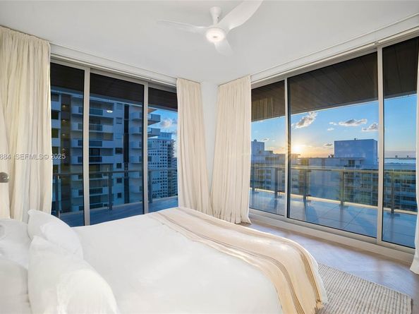 5775 Collins Ave 1501, Miami Beach FL 33140