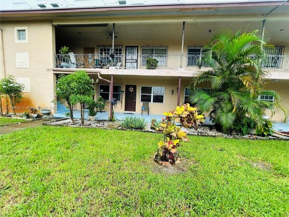 283 E 4th Ave 2, Hialeah FL 33010