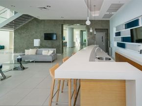 1900 N Bayshore Dr 3616, Miami FL 33132