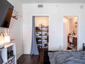 1900 N Bayshore Dr 3616, Miami FL 33132