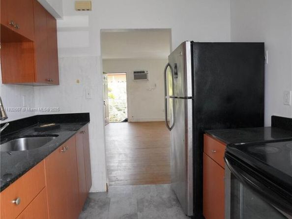 8321 Crespi Blvd, Miami Beach FL 33141