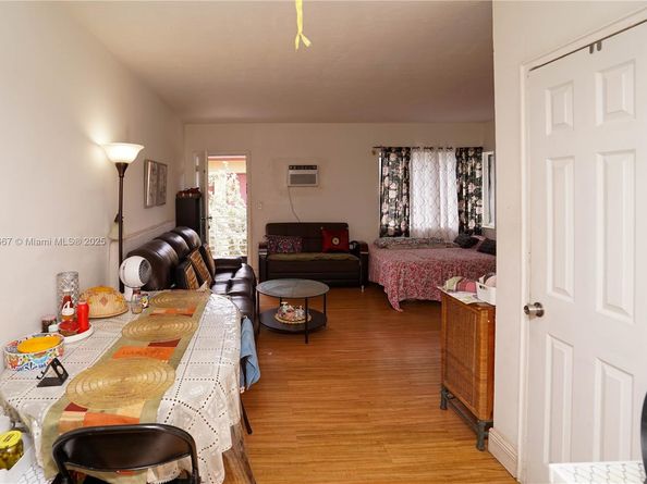 8321 Crespi Blvd, Miami Beach FL 33141