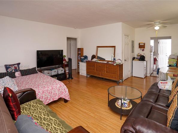 8321 Crespi Blvd, Miami Beach FL 33141