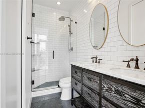 716 SE 12th St 13, Fort Lauderdale FL 33316