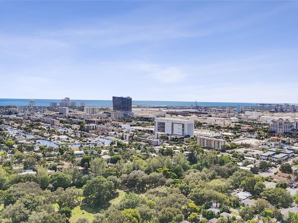 716 SE 12th St 13, Fort Lauderdale FL 33316