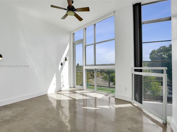 716 SE 12th St 13, Fort Lauderdale FL 33316