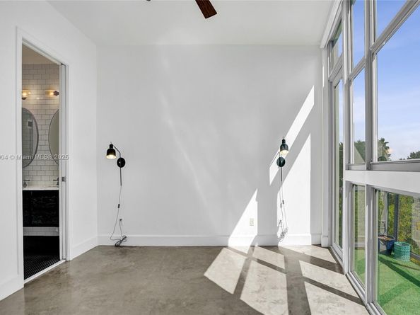 716 SE 12th St 13, Fort Lauderdale FL 33316