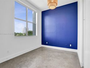716 SE 12th St 13, Fort Lauderdale FL 33316