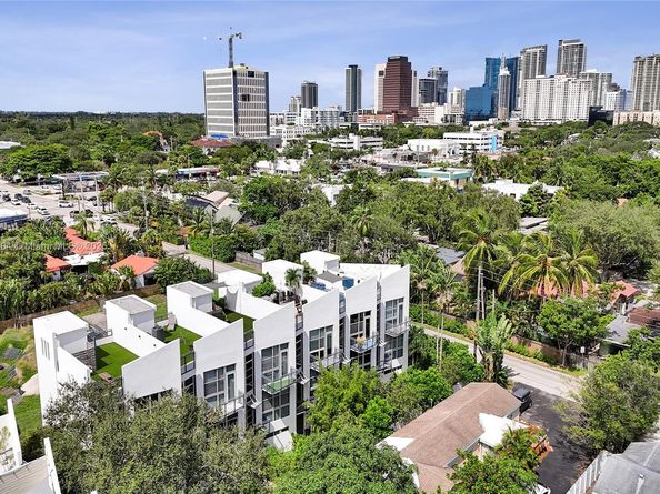716 SE 12th St 13, Fort Lauderdale FL 33316