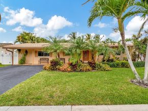 11 Forest Hills Ln, Boca Raton FL 33431