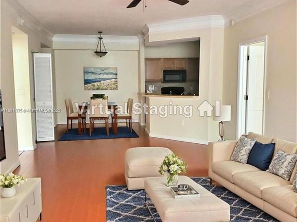 9833 Baywinds Dr 7203, West Palm Beach FL 33411