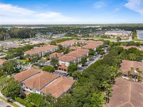 9833 Baywinds Dr 7203, West Palm Beach FL 33411