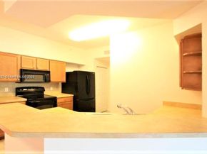 9833 Baywinds Dr 7203, West Palm Beach FL 33411