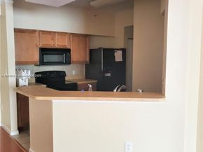 9833 Baywinds Dr 7203, West Palm Beach FL 33411