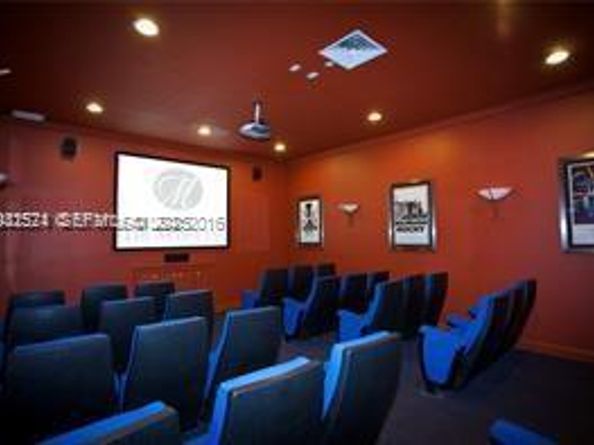 11630 SW 2nd St 17105, Pembroke Pines FL 33025