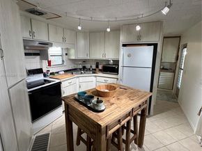 573 NE 47CT, Deerfield Beach FL 33064