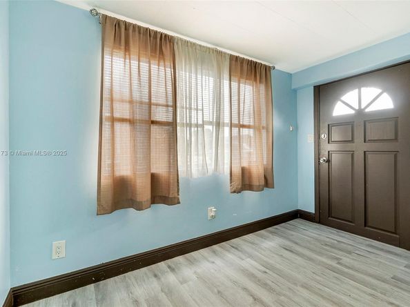 1417 SW 41st Ave, Fort Lauderdale FL 33317